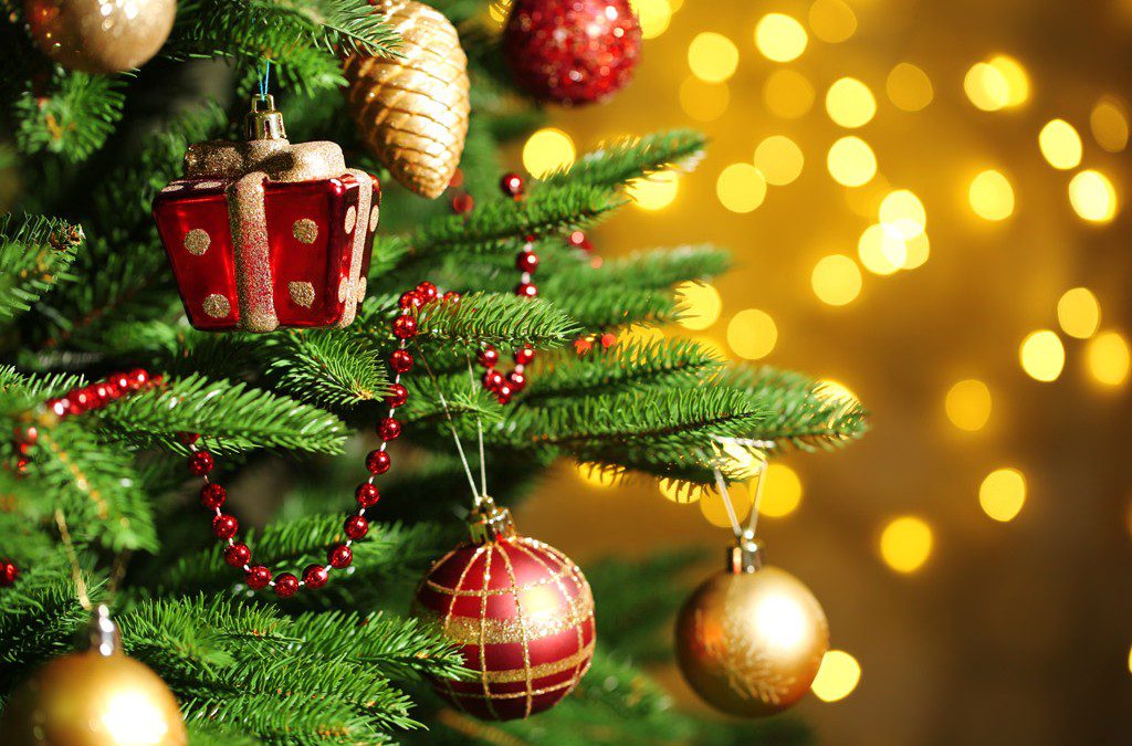 animal hospital gilbert az - closeup of some ornaments on Christmas Tree